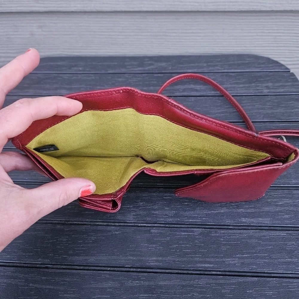 HOBO International Red Leather Credit Card ID Window Wallet Crossbody Bag Purse